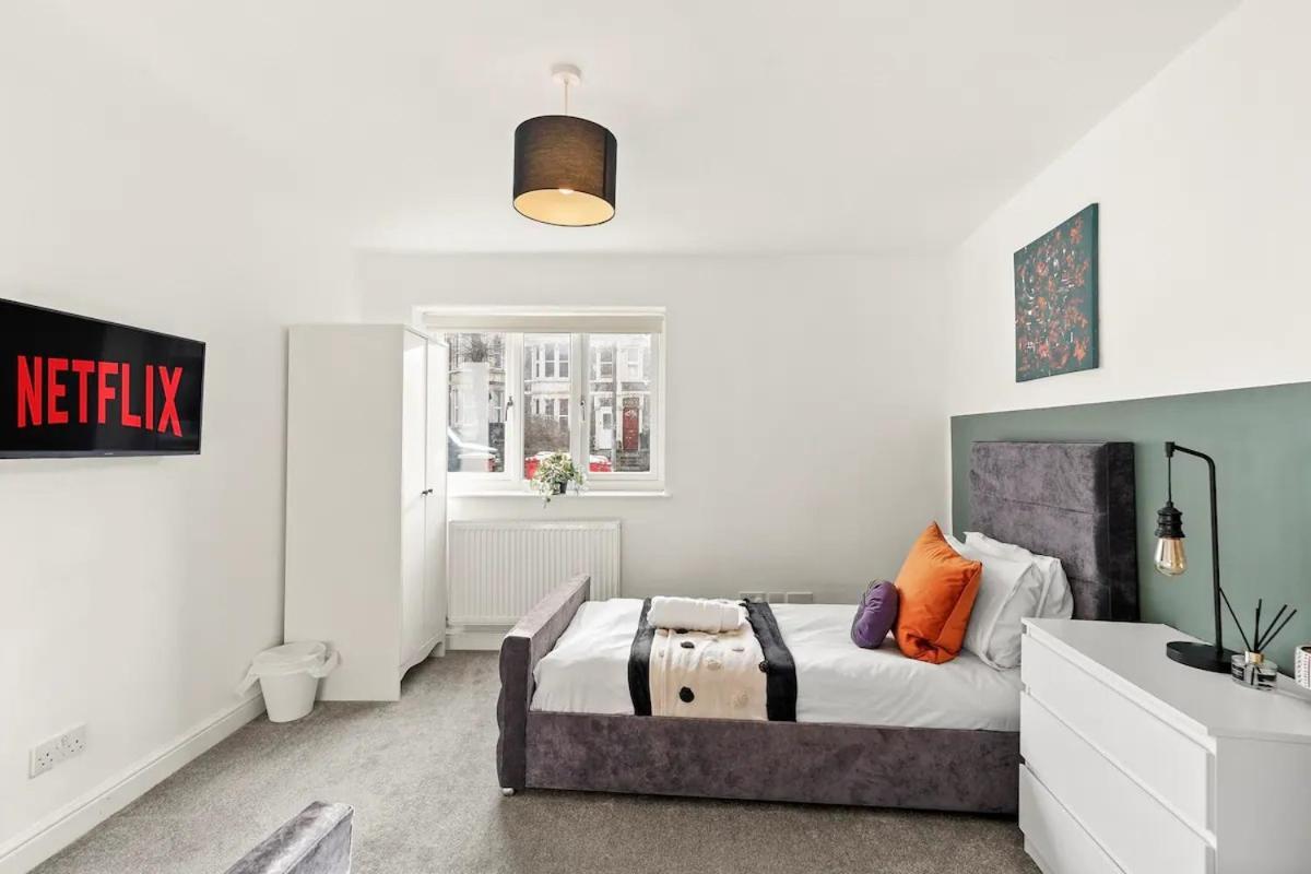 Elegant Flat - Sleeps 8 Lägenhet Bristol Exteriör bild